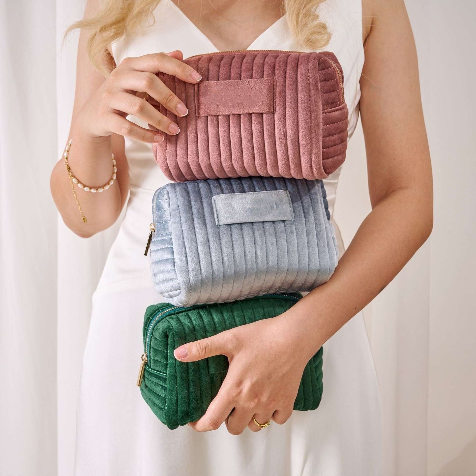 Soft Velvet Plaid Beauty Bag for Skincare Essentials