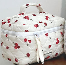 Carry Your Skincare Anywhere with This Handy Cosmetic Bag